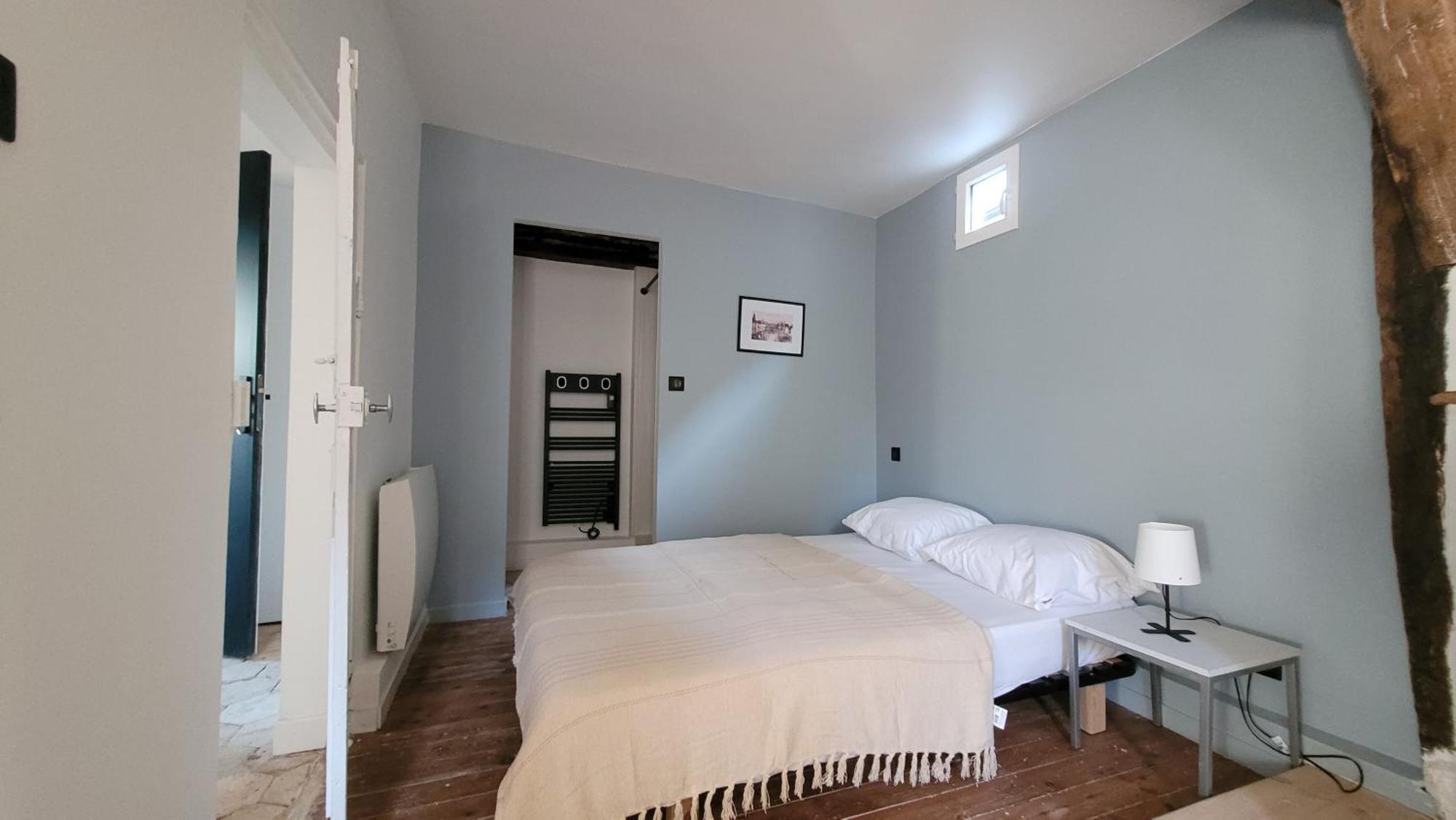 Le Chene Fleuri Bed & Breakfast Chartres Exterior photo
