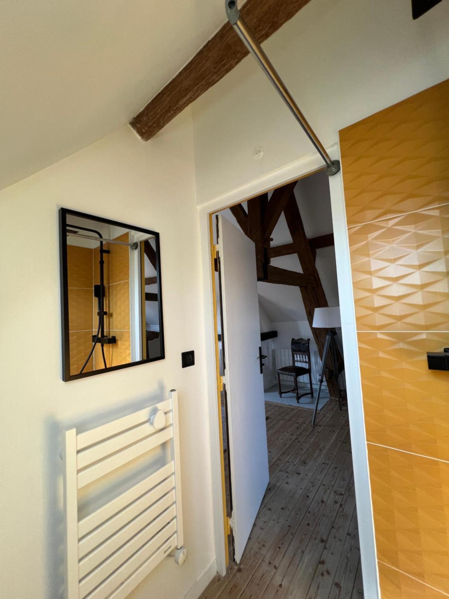 Le Chene Fleuri Bed & Breakfast Chartres Exterior photo