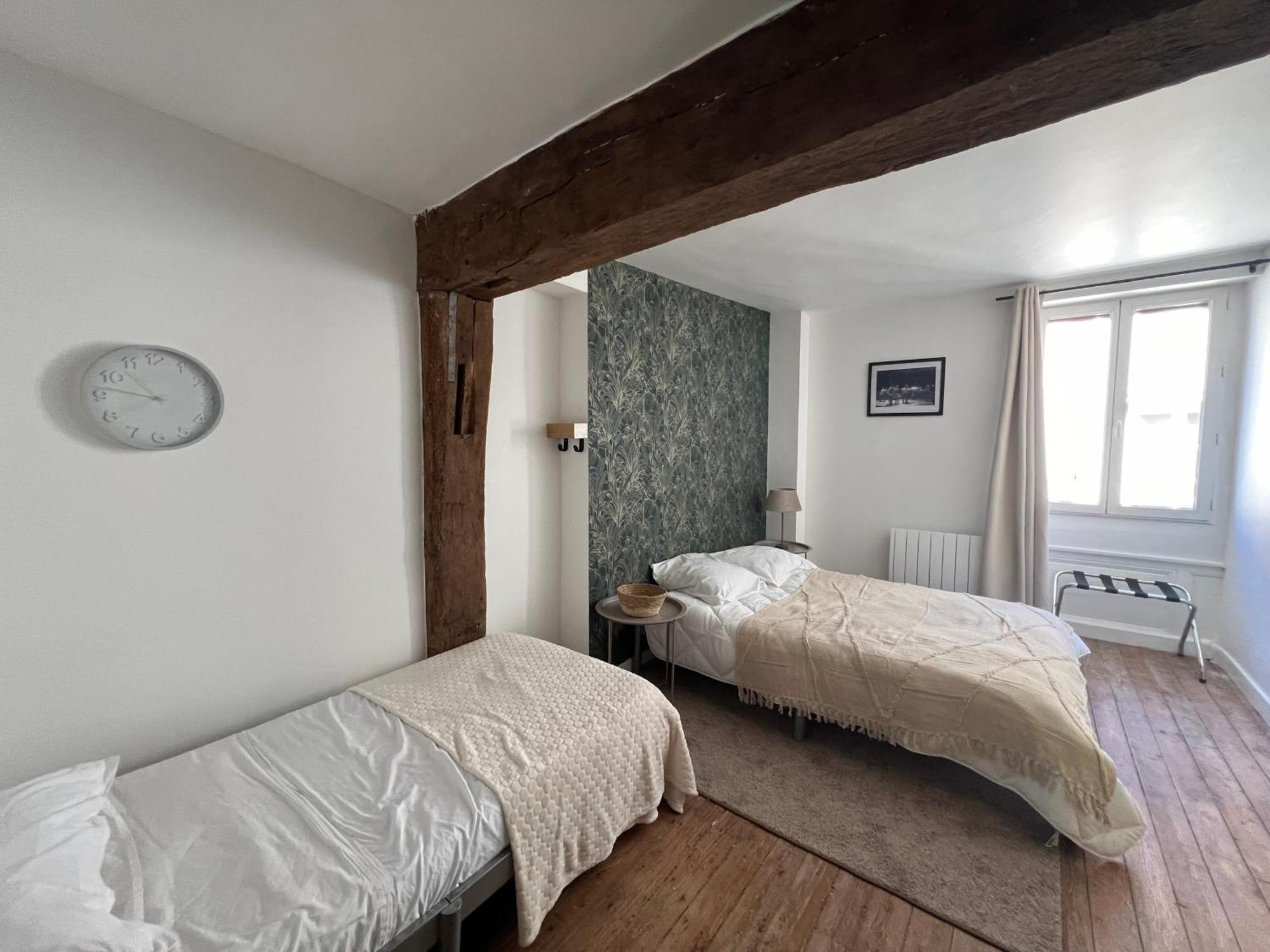 Le Chene Fleuri Bed & Breakfast Chartres Exterior photo