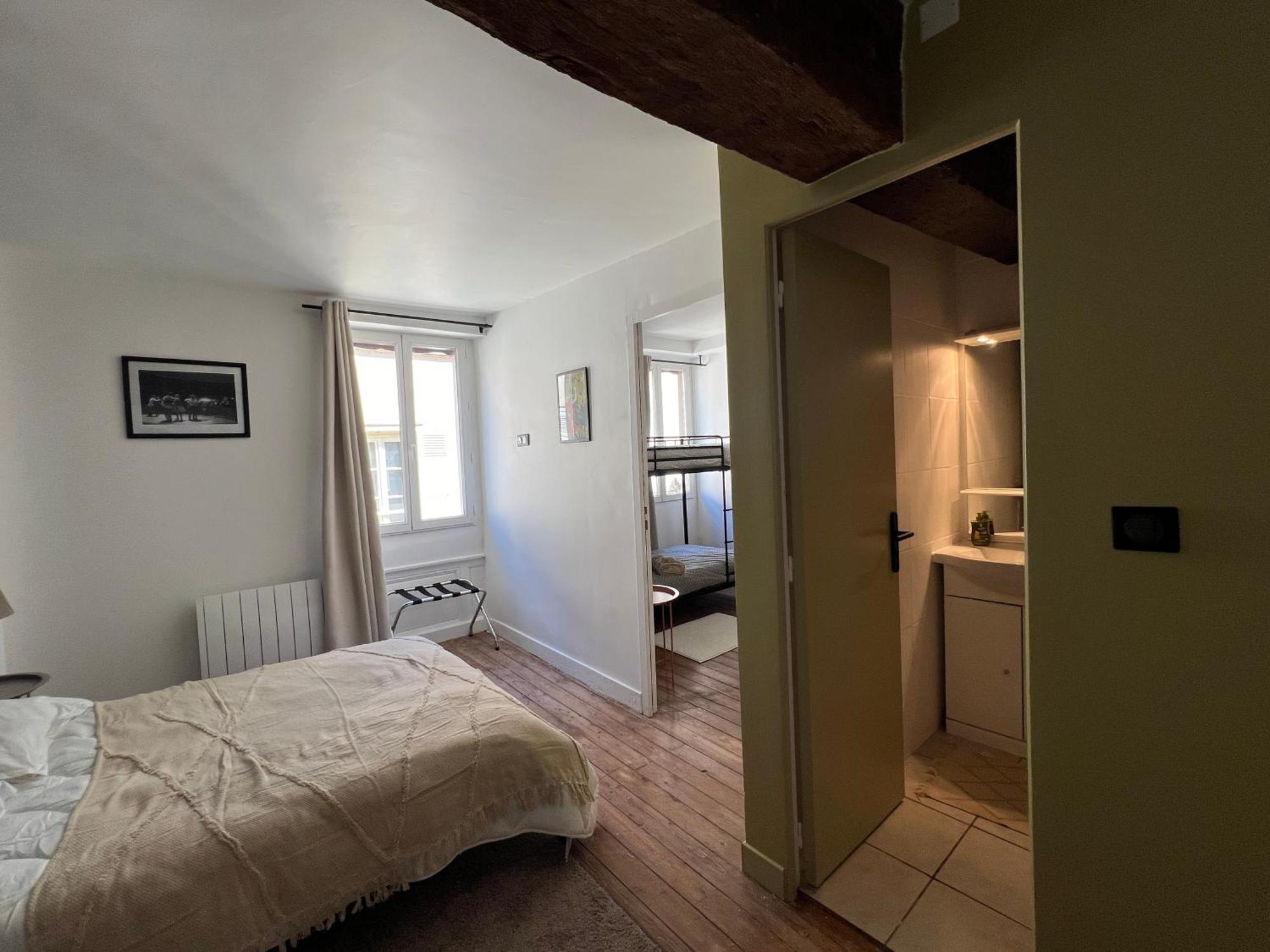 Le Chene Fleuri Bed & Breakfast Chartres Exterior photo