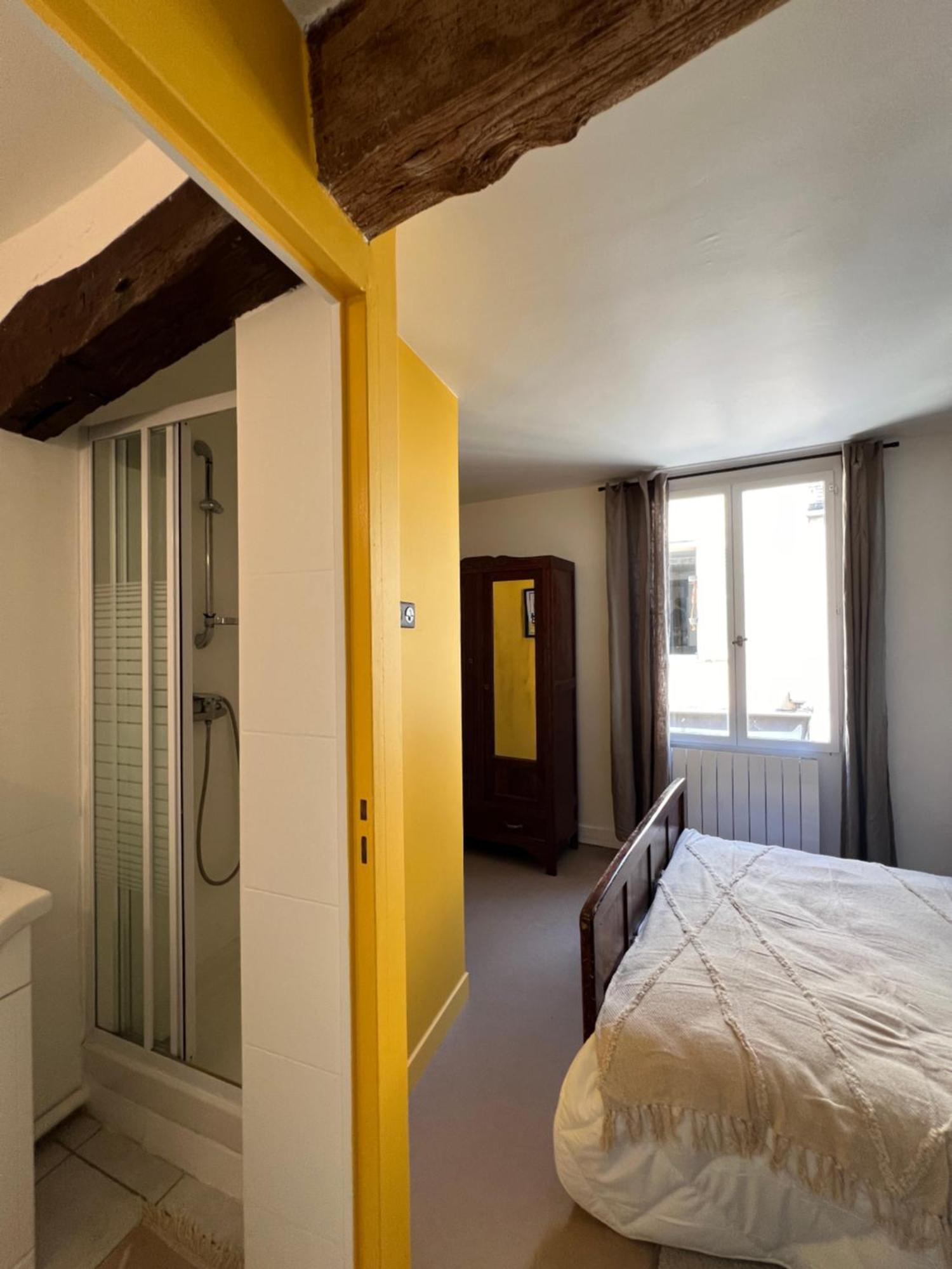 Le Chene Fleuri Bed & Breakfast Chartres Exterior photo