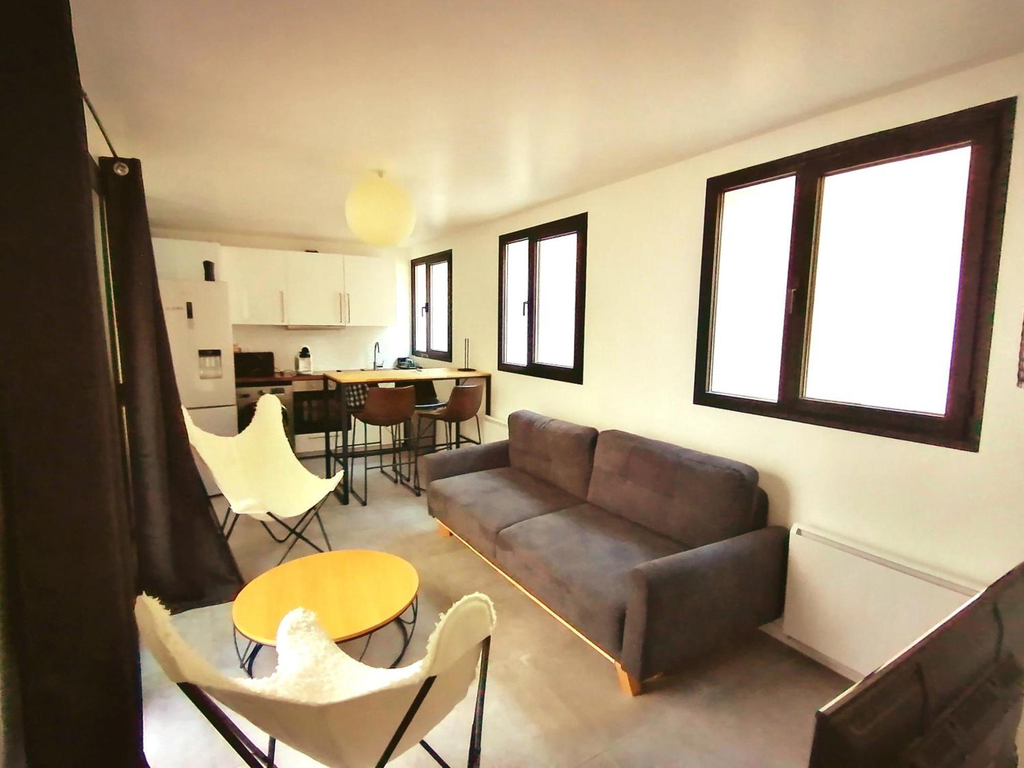 Le Chene Fleuri Bed & Breakfast Chartres Exterior photo